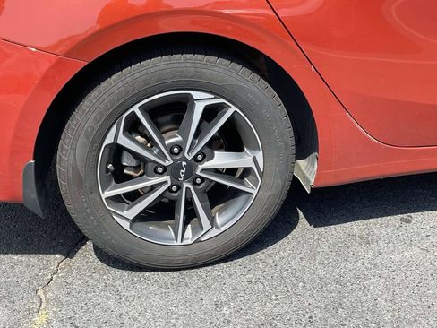 Used 2022 Kia Forte LXS FWD image 8