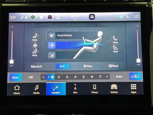 Used 2024 Jeep Grand Cherokee Limited w/ Luxury Tech Group II AWD/4WD image 18