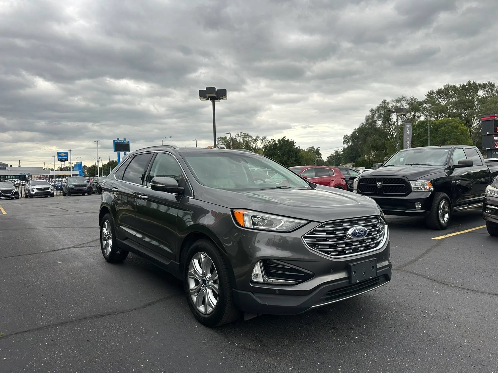 Used 2020 Ford Edge Titanium w/ Cargo Accessory Package FWD image 3
