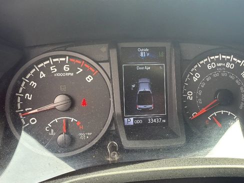 Used 2023 Toyota Tacoma SR AWD/4WD image 25