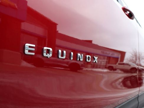 Used 2024 Chevrolet Equinox LT w/ LPO, Floor Liner Package image 6