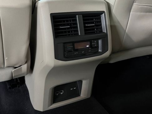 Used 2021 Volkswagen Atlas SEL FWD image 44