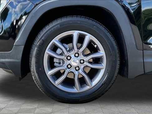Used 2023 GMC Terrain SLT w/ LPO, Floor Liner Package FWD image 21