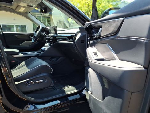Certified 2026 Acura MDX SH-AWD w/ Advance Package image 16