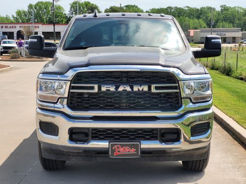 New 2024 RAM 2500 Tradesman w/ Chrome Appearance Group image 2
