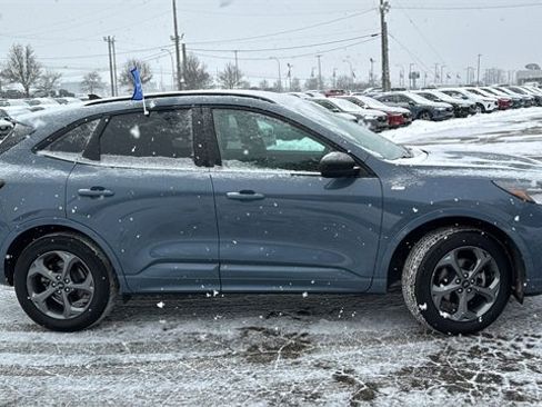 Certified 2023 Ford Escape ST-Line w/ Tech Pack #1 image 3