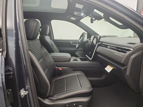 New 2025 GMC Sierra EV Denali image 28