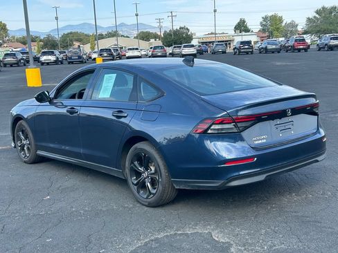Used 2025 Honda Accord SE image 5