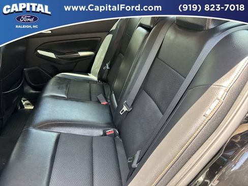 Used 2022 Nissan Altima 2.5 SR FWD image 18
