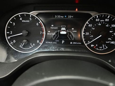 Used 2024 Nissan Rogue S image 18