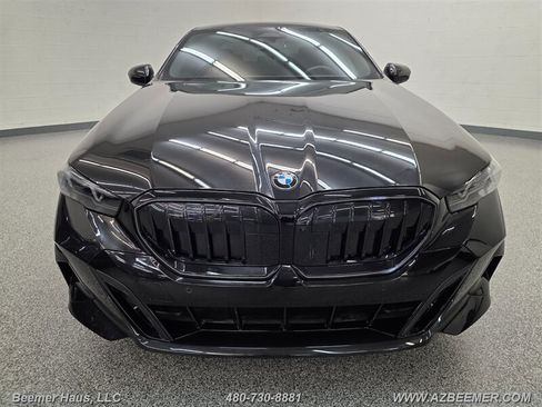 Used 2026 BMW 530i w/ M Sport Package RWD image 1