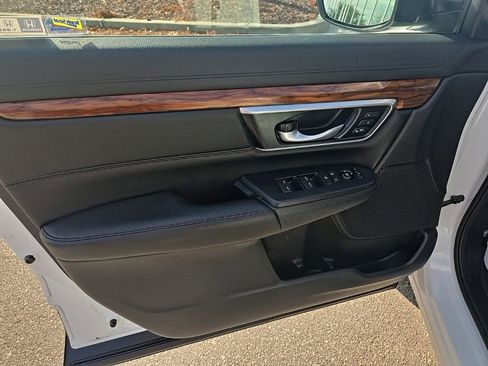 Used 2022 Honda CR-V EX-L image 11