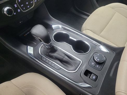 Used 2023 Chevrolet Traverse LT image 26