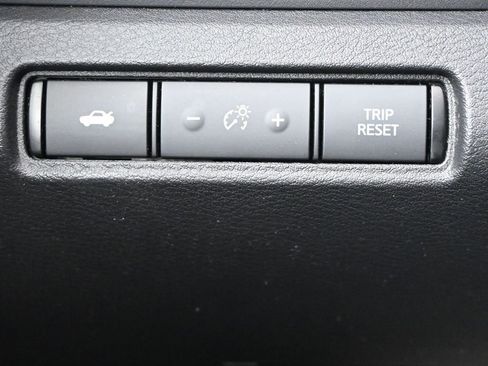 Used 2020 Nissan Altima 2.0 SR image 25