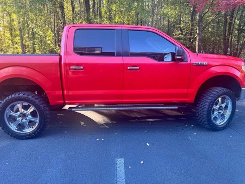 Used 2017 Ford F150 XLT w/ Equipment Group 302A Luxury image 7