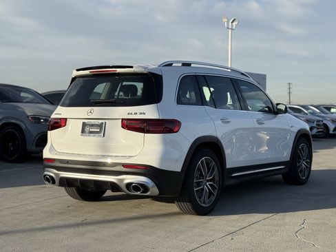 New 2026 Mercedes-Benz GLB 35 AMG 4MATIC image 11