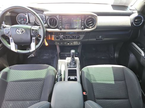 Used 2021 Toyota Tacoma SR5 w/ Trail Edition AWD/4WD image 22