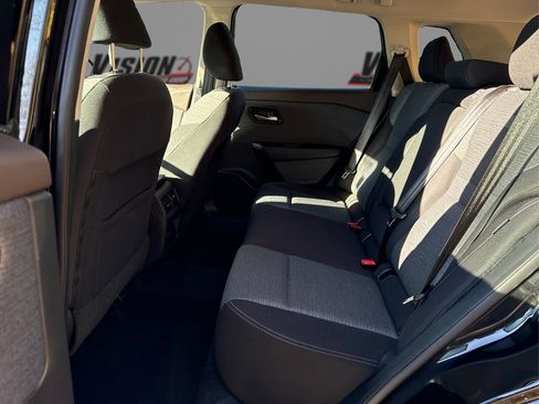 Used 2021 Nissan Rogue SV image 10