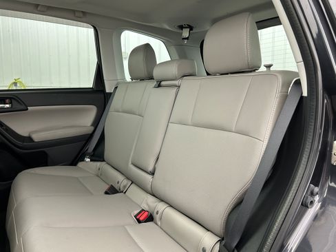 Used 2017 Subaru Forester 2.5i Limited w/ Popular Package #2 AWD/4WD image 26