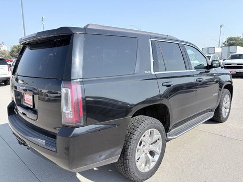 Used 2019 GMC Yukon SLE w/ SLE Value Package AWD/4WD image 6