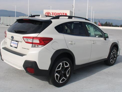Used 2019 Subaru Crosstrek 2.0i Limited w/ Moonroof Package w/Navigation AWD/4WD image 3