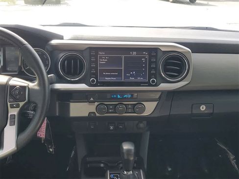 Used 2021 Toyota Tacoma SR5 image 15