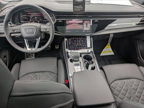 New 2026 Audi SQ8 Prestige image 16