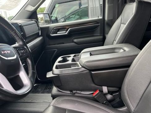 Used 2023 GMC Sierra 1500 SLT AWD/4WD image 11