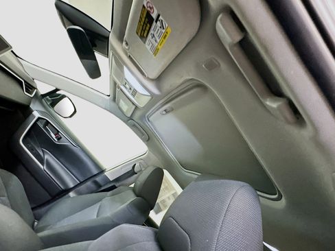 Used 2024 Toyota RAV4 XLE image 27