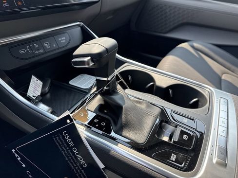 New 2026 Kia Carnival EX FWD image 20