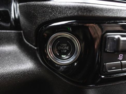 Used 2024 Chevrolet Silverado 1500 High Country w/ Technology Package image 22