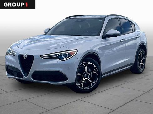 Used 2022 Alfa Romeo Stelvio Ti AWD/4WD image 1