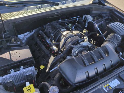 Used 2019 Jeep Grand Cherokee Overland image 31