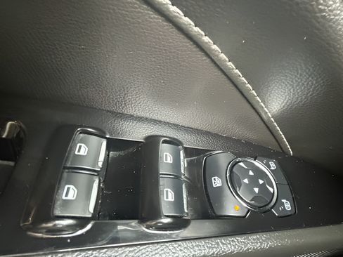 Used 2014 Ford Fusion Titanium FWD image 21