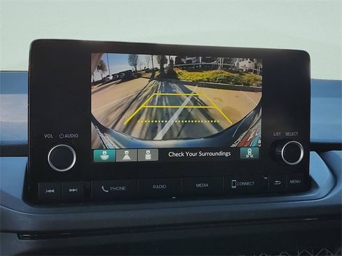 Used 2024 Honda Accord EX image 18