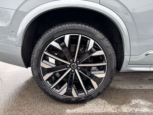 Certified 2026 Volvo XC90 B6 Plus w/ Protection Package Premier AWD/4WD image 36