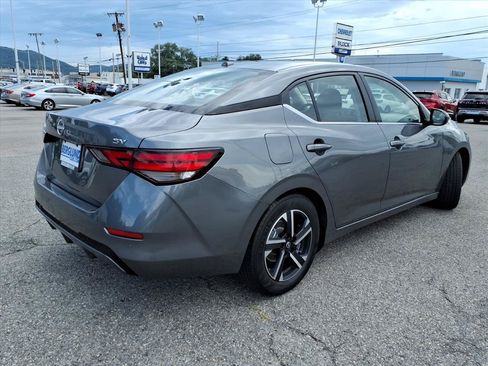 Used 2024 Nissan Sentra SV FWD image 4