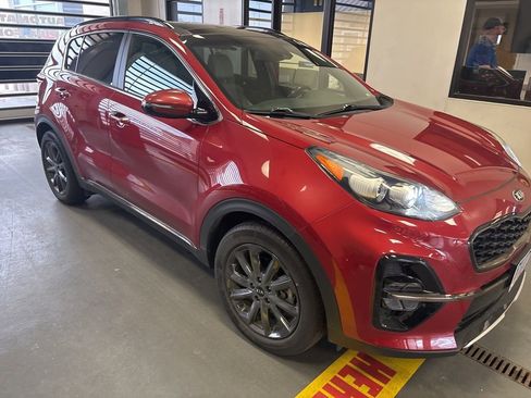 Used 2020 Kia Sportage S w/ S Premium Package image 1