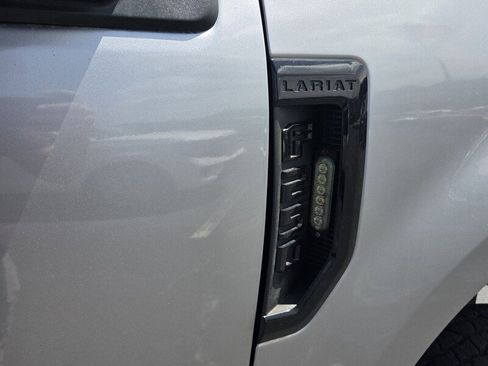 Used 2022 Ford F250 Lariat w/ Black Appearance Package AWD/4WD image 16