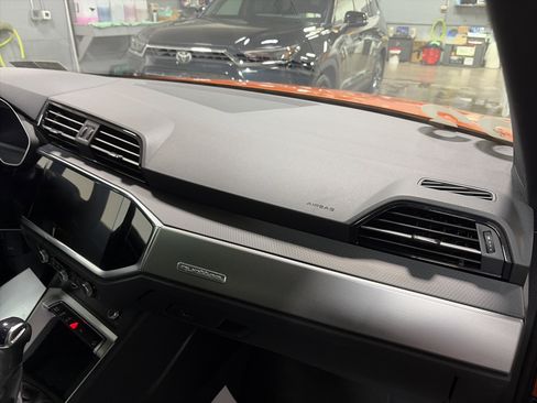 Used 2023 Audi Q3 2.0T Premium image 35