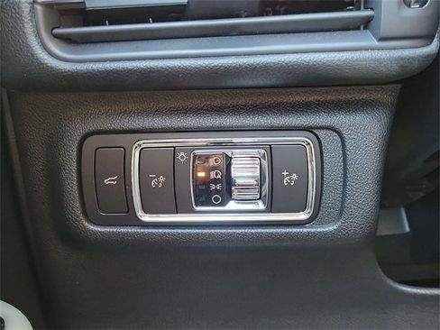 Certified 2023 Lincoln Corsair Reserve image 22