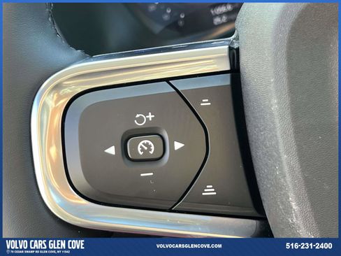 Used 2026 Volvo XC40 B5 Core w/ Climate Package image 21