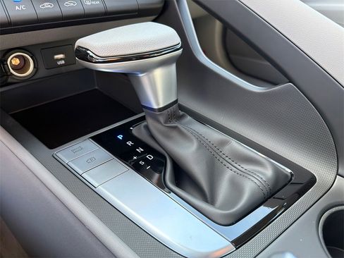 New 2026 Hyundai Elantra SE image 30