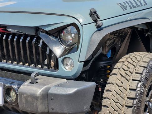 Used 2015 Jeep Wrangler Unlimited Sport AWD/4WD image 10