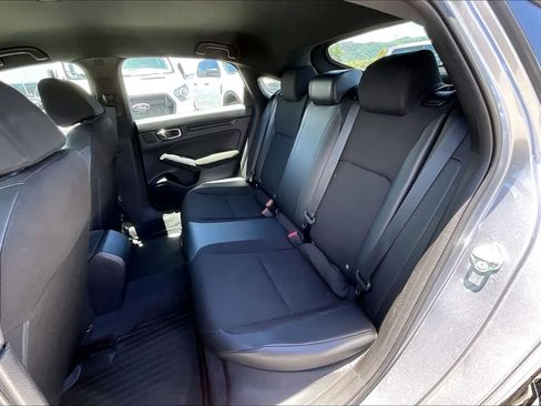 Used 2022 Honda Civic Sport image 29