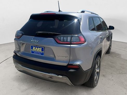 Used 2019 Jeep Cherokee Limited w/ Luxury Group AWD/4WD image 6