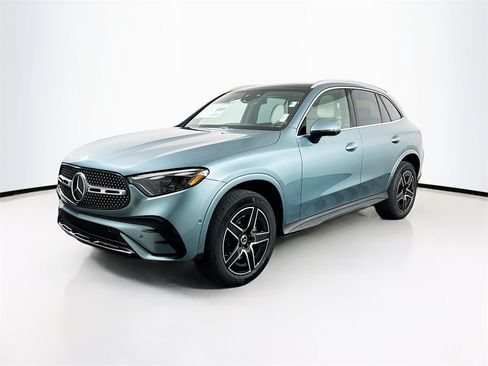New 2026 Mercedes-Benz GLC 300 4MATIC image 3