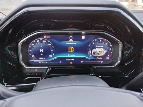 Used 2025 Chevrolet Silverado 2500 LT w/ Trail Boss Package image 39