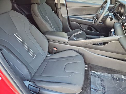 Used 2021 Hyundai Elantra SEL FWD image 18