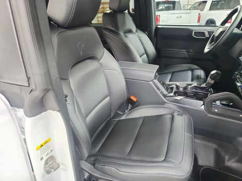 New 2025 Ford Bronco Big Bend w/ Black Diamond Package image 37